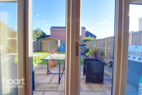 150 Beardsley Drive, Chelmsford, CM1 6ZG