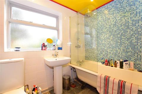 5 Rensburg Road, London, E17 7HL