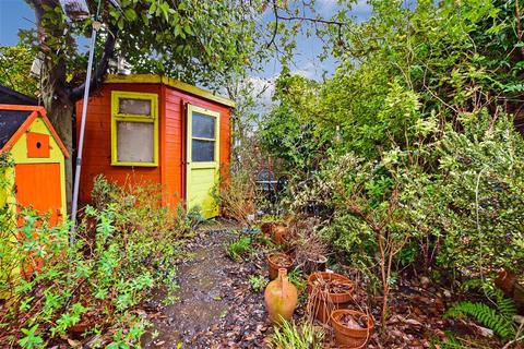 5 Rensburg Road, London, E17 7HL