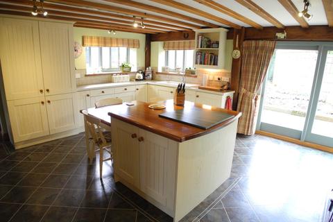 Bridge Barn Bungay Road, Thwaite, Bungay, NR35 2EE