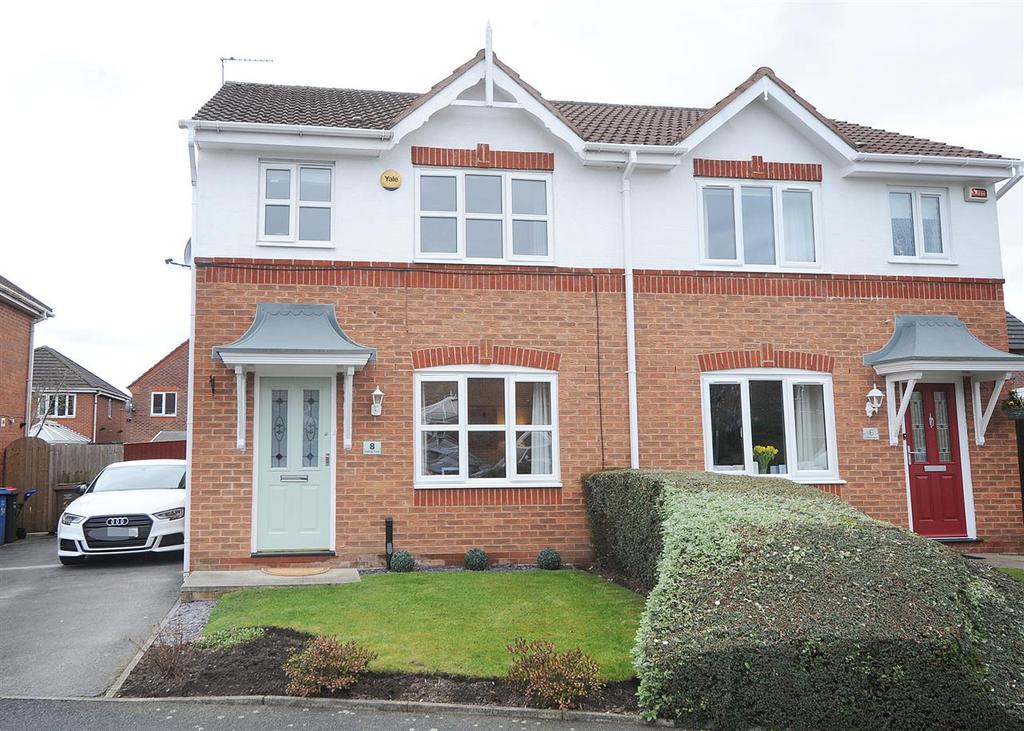 8 Patting Close, Irlam M44 6TL 3 bed semidetached house £220,000
