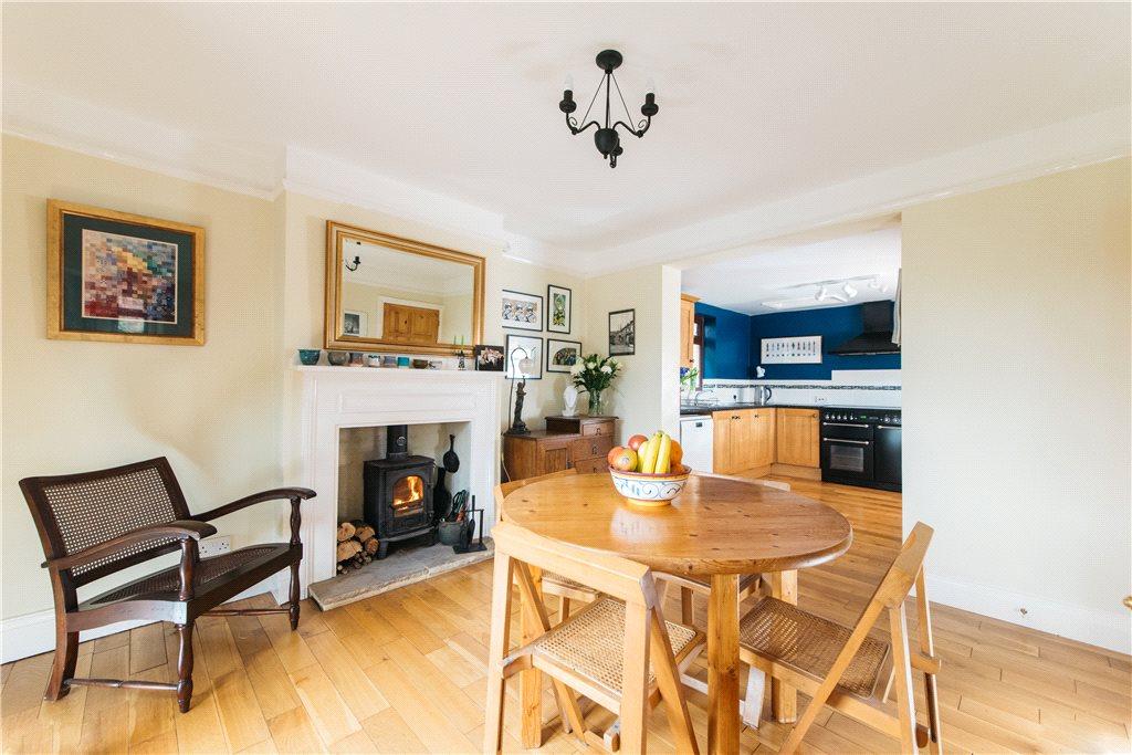 Breakfast Room