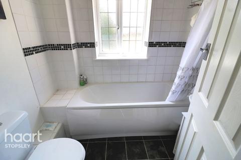 106 Hedley Rise, Luton, LU2 8UU