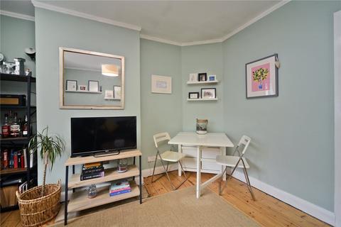28 The Maisonettes, Cheam, Sutton, SM1 2LQ