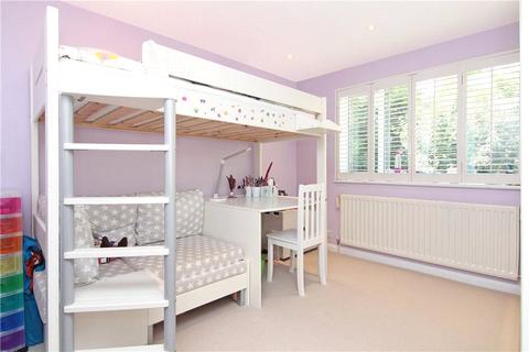 11 Cottenham Drive, London, SW20 0TD