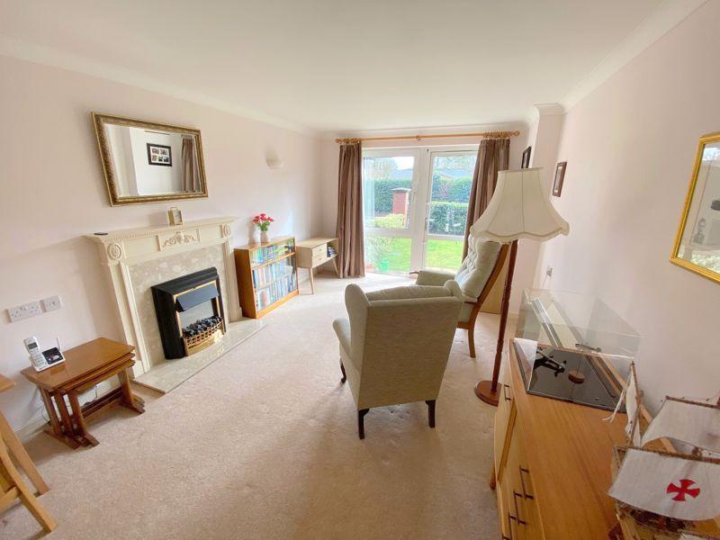 School Road, Alcester 1 bed retirement property £125,000