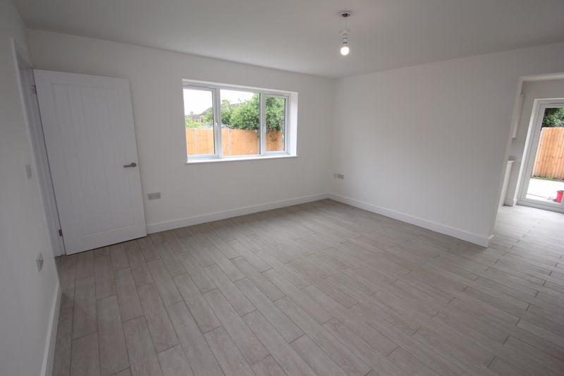 The Grove, Studley 3 bed semidetached house £260,000