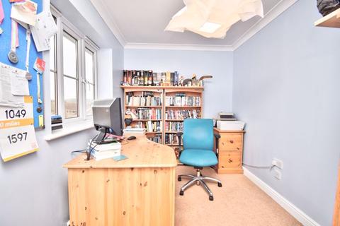 28 Cedar Wood Drive, Tonyrefail, Porth, CF39 8JB
