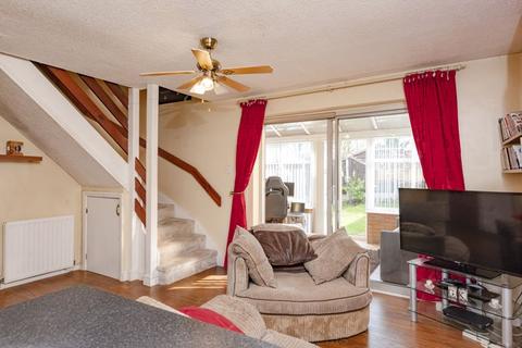 28 Abbotts Close, Runcorn, WA7 4UZ