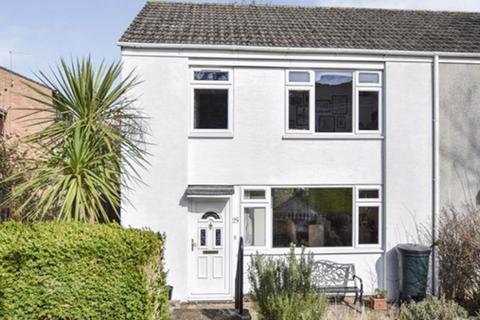 25 Carlyon Gardens, Exeter, EX1 3AG