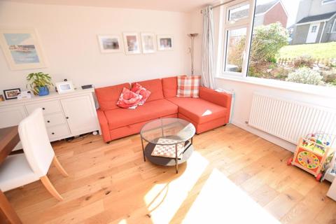 25 Carlyon Gardens, Exeter, EX1 3AG
