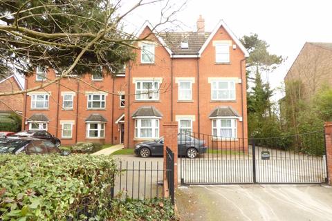 Apartment 4, 563 Chester Road, Sutton Coldfield, B73 5HU