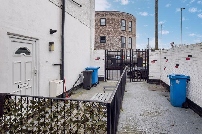 Edwin Street, Widnes 2 bed flat £500 pcm (£115 pw)