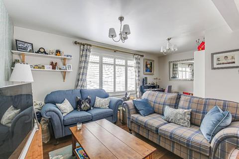 33 Downsway, Whyteleafe, CR3 0EW