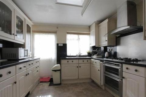 229 Rayners Lane, Harrow, HA2 9TX