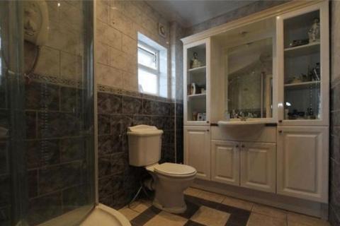 229 Rayners Lane, Harrow, HA2 9TX