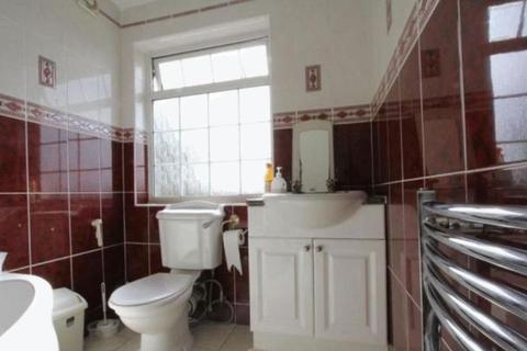 229 Rayners Lane, Harrow, HA2 9TX
