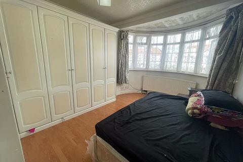 229 Rayners Lane, Harrow, HA2 9TX