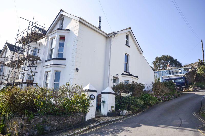 PARKHAM LANE, BRIXHAM 5 bed semidetached house £435,000