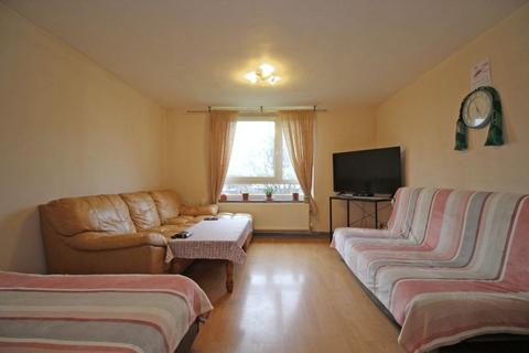 6 Altair Close, London, N17 0BW
