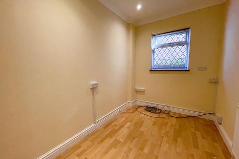 14 Bampton Road, Luton, LU4 0DD