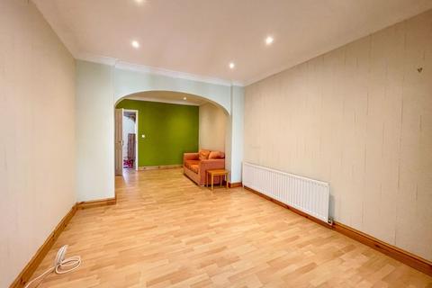 14 Bampton Road, Luton, LU4 0DD