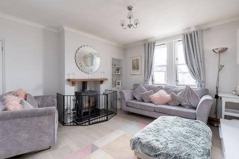 30 Dalatho Crescent, Peebles, EH45 8DT