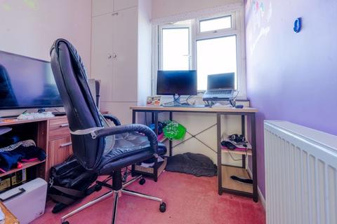 50 Vale Road, Sutton, SM1 1QH