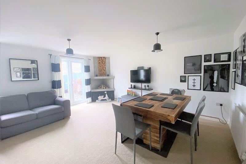 Adam Morris Way, Coalville 4 bed terraced house £220,000