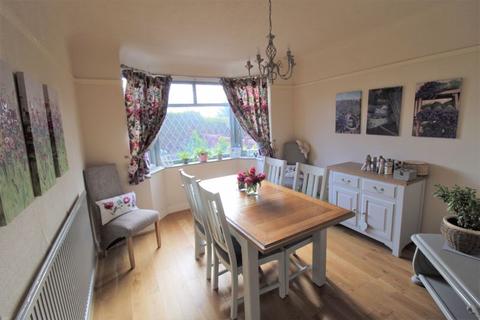 18 Sandway Road, Wrexham, LL11 2PS