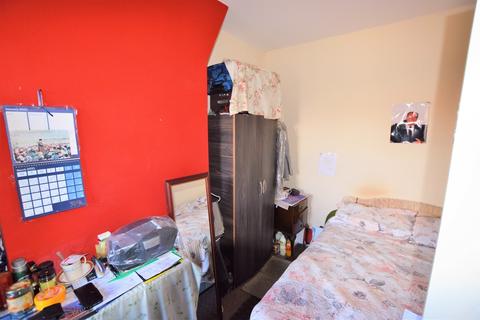 75 Queens Road, Southall, UB2 5AZ