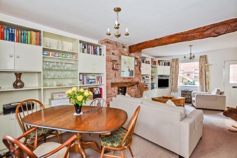 9 Albany Terrace, Wilton, Salisbury, SP2 0HF