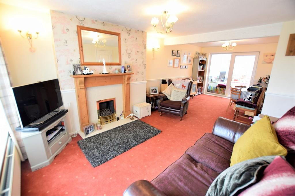 Eastway, Scarborough 3 bed semidetached house £159,950