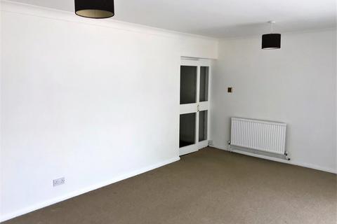 2 bedroom apartment to rent, Grandfield Avenue, Watford