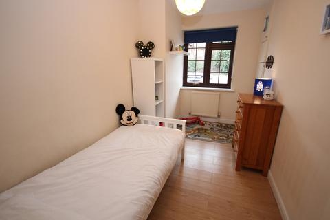 27 Blackmans Close, Dartford, DA1 2QJ