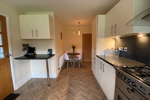 32 Deerfold Crescent, Burntwood, WS7 9AX