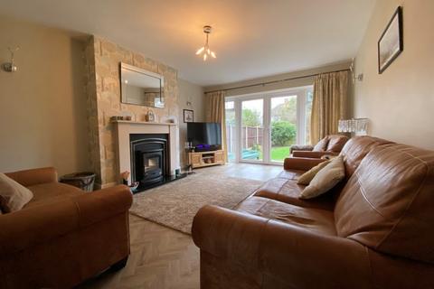 32 Deerfold Crescent, Burntwood, WS7 9AX