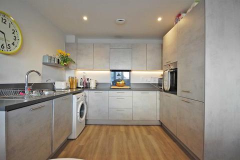 2 Maple Close, Black Notley, Braintree, CM77 8GB
