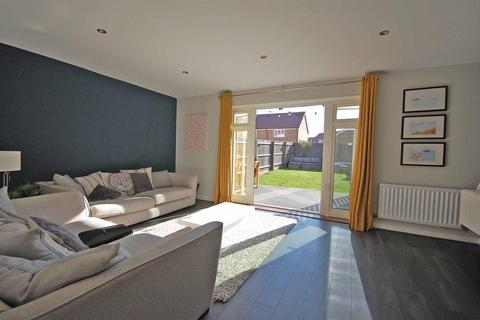 2 Maple Close, Black Notley, Braintree, CM77 8GB