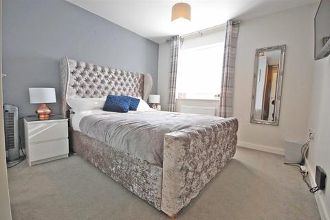 2 Maple Close, Black Notley, Braintree, CM77 8GB