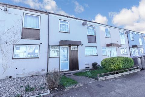 394 Milwards, Harlow, CM19 4SP