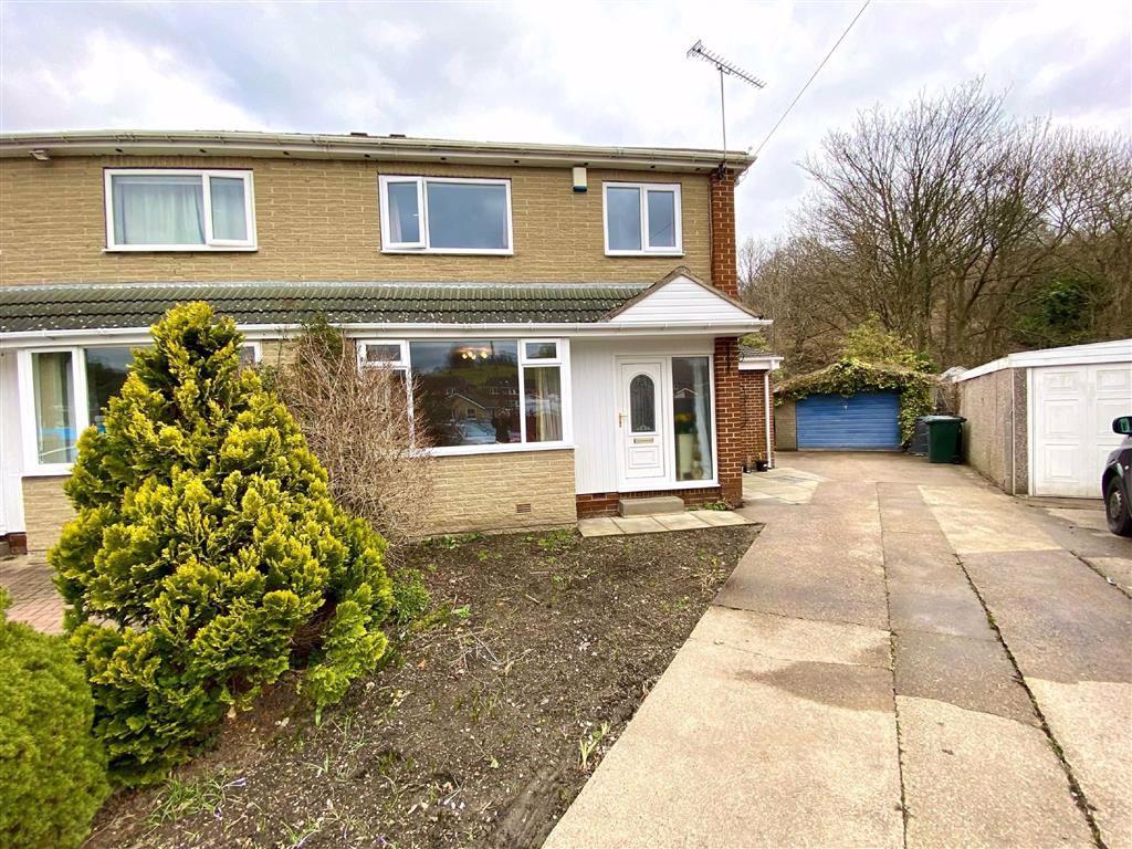 Fenay Lea Drive, Fenay Bridge, Huddersfield, HD5 3 bed semidetached