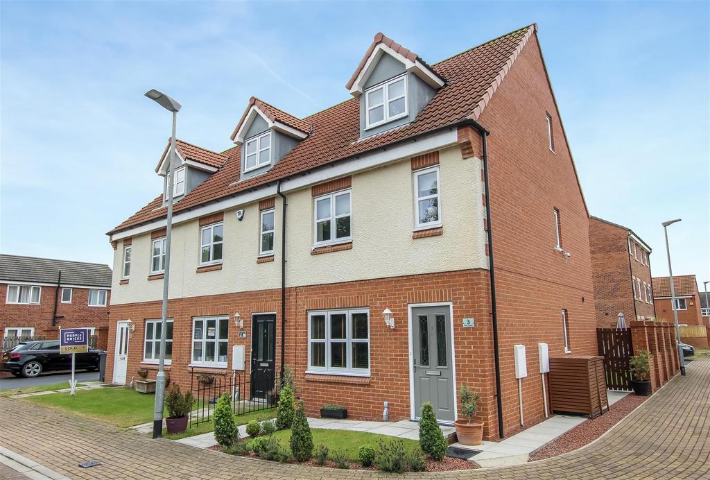 The Lanes, Darlington 3 bed townhouse £135,000