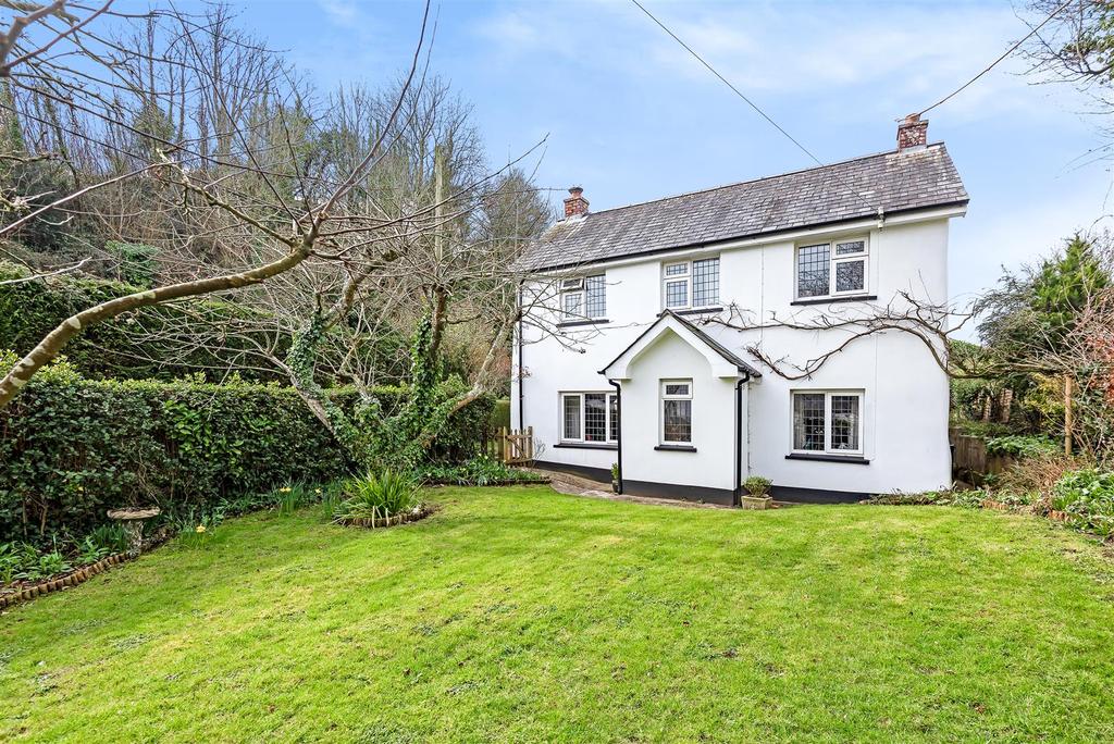 Lake, Tawstock, Barnstaple 5 bed detached house £550,000