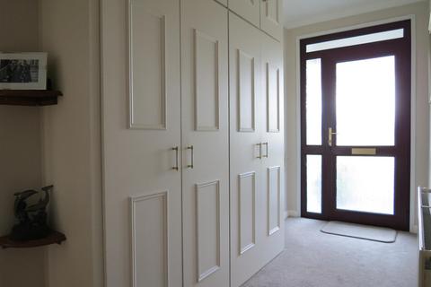 13 Menacuddle Lane, St Austell, PL25 5QN