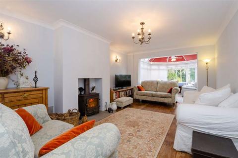 Aranby The Square, Stottesdon, Kidderminster, DY14 8UB