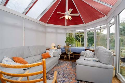 Aranby The Square, Stottesdon, Kidderminster, DY14 8UB