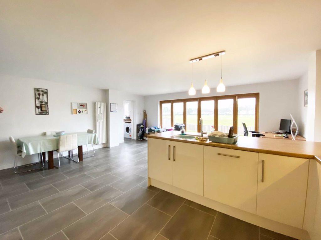 Huntsman Lane, Stamford Bridge 4 bed detached house £1,300 pcm (£300 pw)