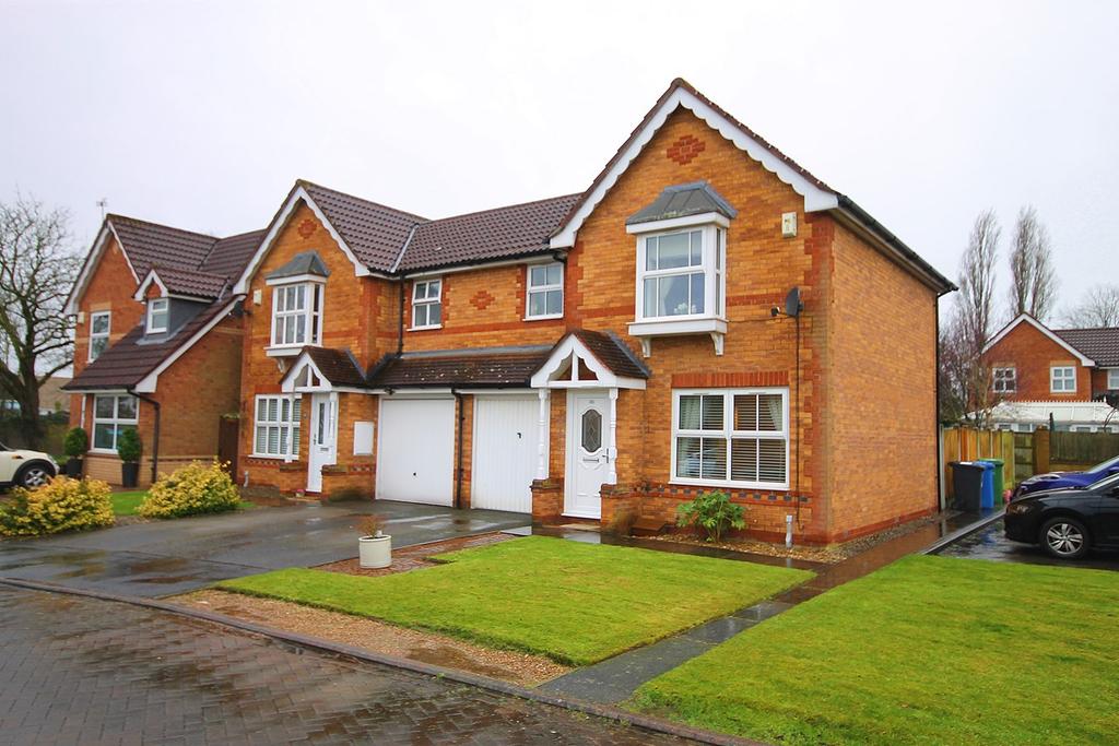 Hadleigh Close, Great Sankey, Warrington, WA5 3 bed semidetached house