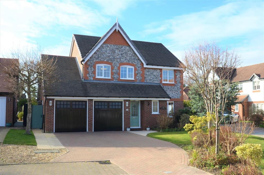 Lamerton Way, Wilmslow 4 bed detached house £595,000